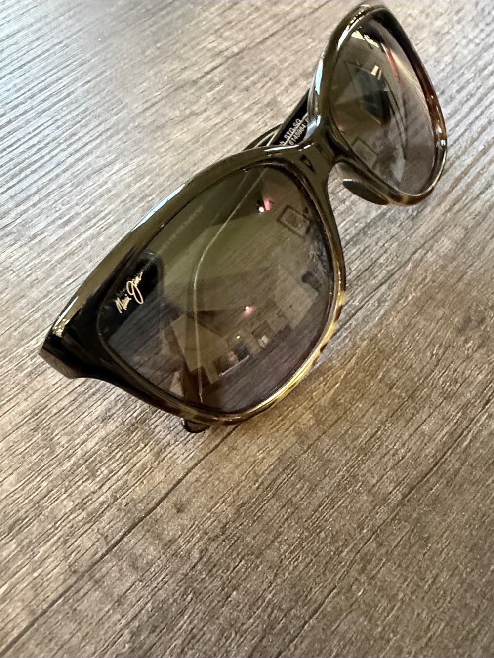 Maui Jim Tortoiseshell Frame Sunglasses with Brown Gradient Lenses